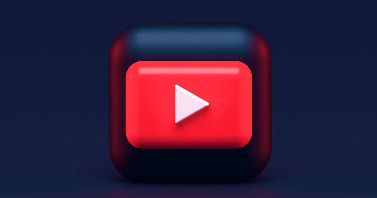 Making Faceless YouTube Videos With AI: My First Real Month